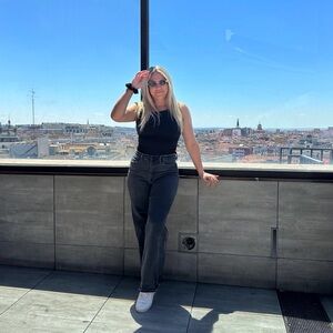 Meet your Posher, Marrissa